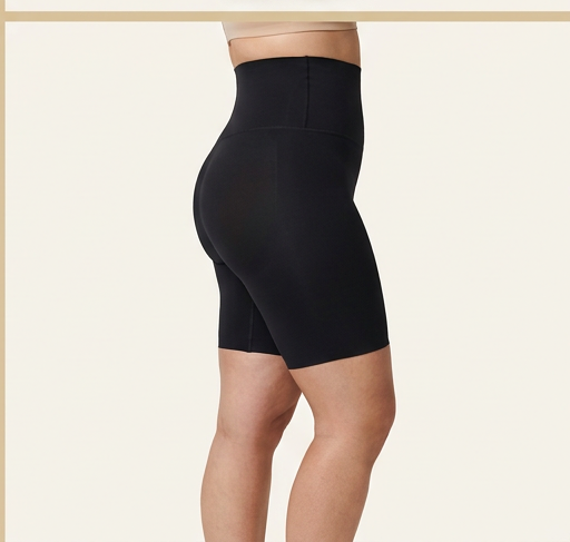 Dieselbe Seitenansicht mit angelegtem Body Shaper